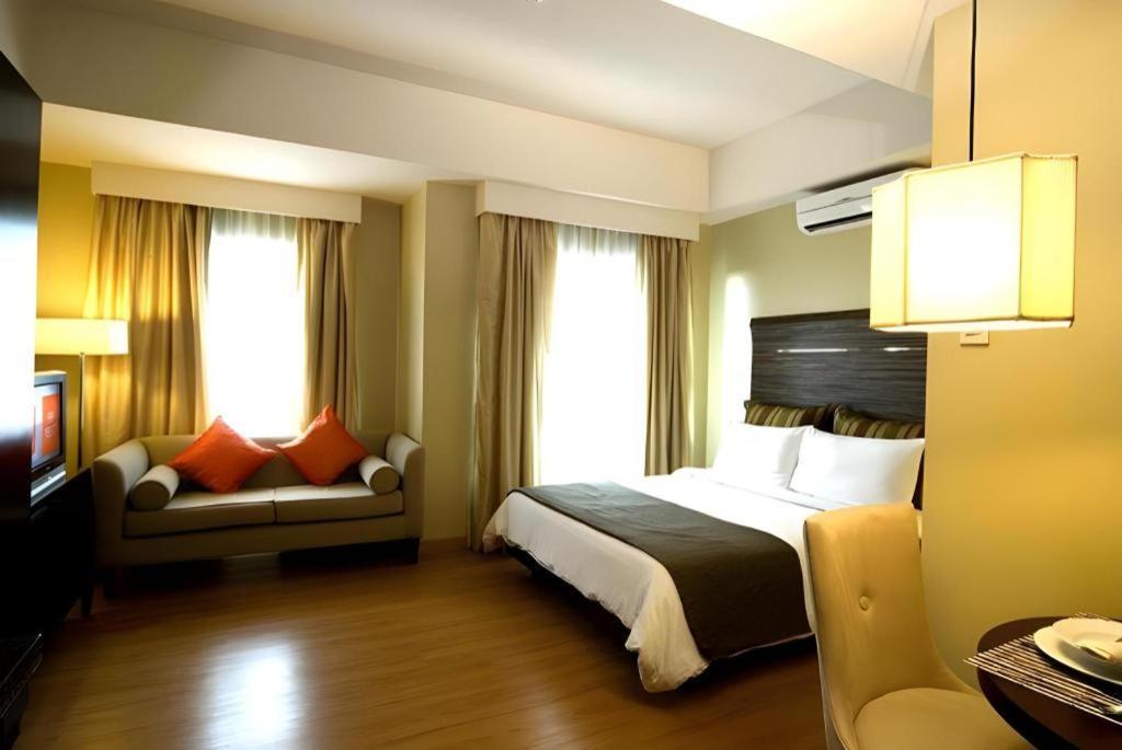Lancaster Hotel Manila Mandaluyong Eksteriør billede