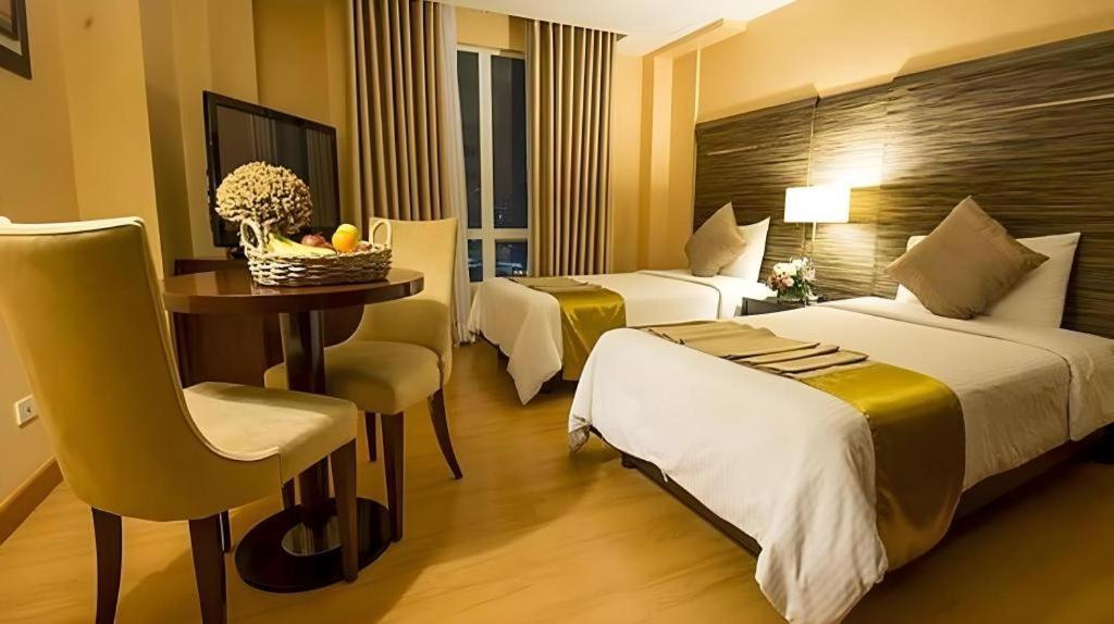 Lancaster Hotel Manila Mandaluyong Eksteriør billede