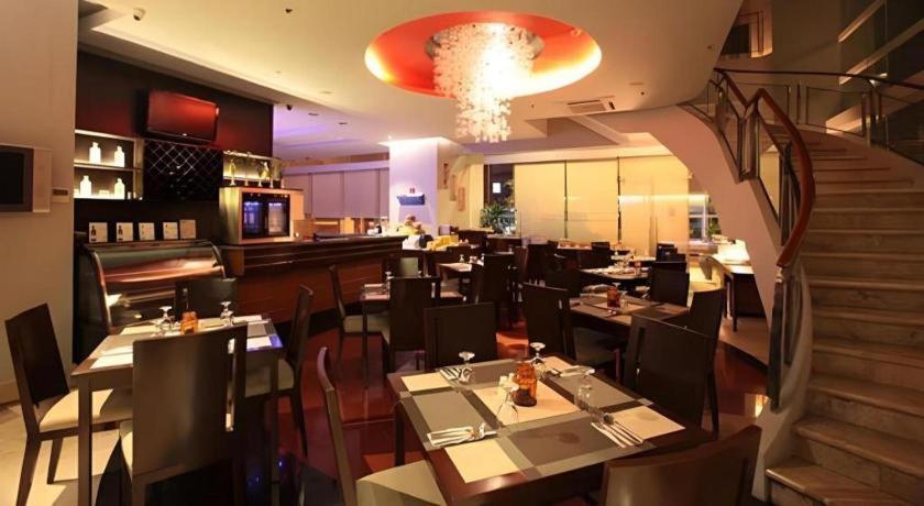 Lancaster Hotel Manila Mandaluyong Eksteriør billede